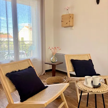 Appartement Sublime T3, Ou Seule , à 4 Min En Voiture Des Grands Buffets Narbonne