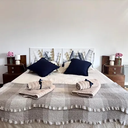 Appartement Sublime T3, Ou Seule , à 4 Min En Voiture Des Grands Buffets Narbonne