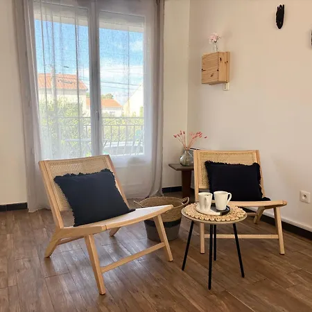 Sublime T3, Ou Seule , à 4 Min En Voiture Des Grands Buffets Appartement Narbonne