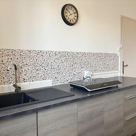 Apartmán Climatisee -proche Arena & Grands Buffets