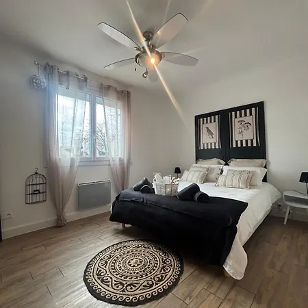 Apartmán Climatisee -proche Arena & Grands Buffets *